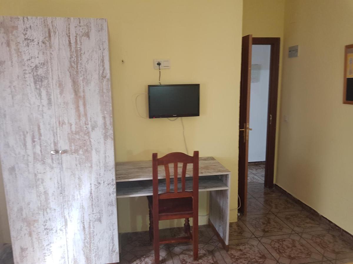 Hostal Virgen Del Rocío Ronda Exterior foto