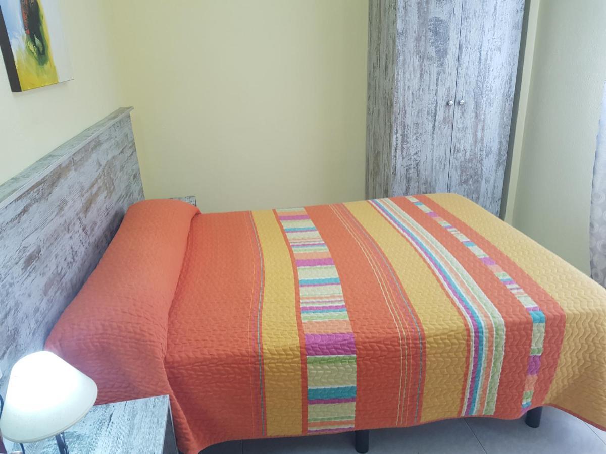 Hostal Virgen Del Rocío Ronda Exterior foto